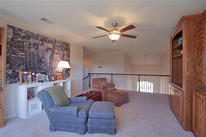 1809 Bent Oaks Drive — photo 16