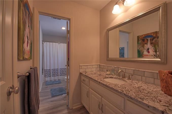 1809 Bent Oaks Drive — photo 18