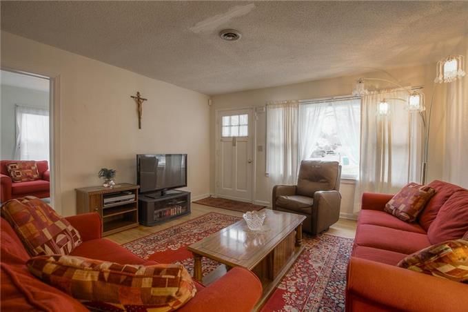 4920 MISSION Road — photo 3