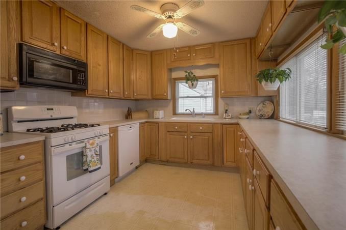 4920 MISSION Road — photo 5