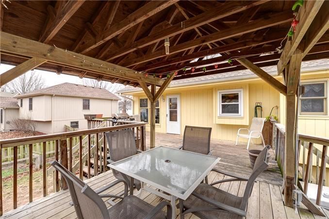 707 SE GREENRIDGE Drive — photo 24