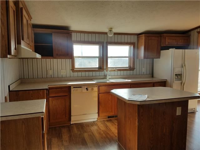 6457 E 194th Terrace — photo 9