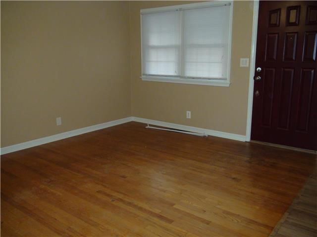 2401 S Arlington Avenue — photo 5