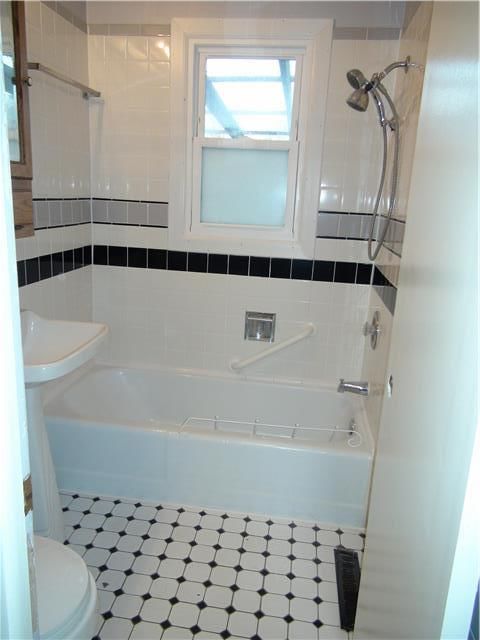 2401 S Arlington Avenue — photo 8