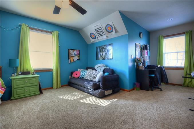 804 NE JAMESTOWN Court — photo 20