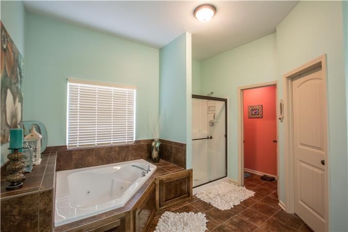 10826 N RICHMOND Avenue — photo 23