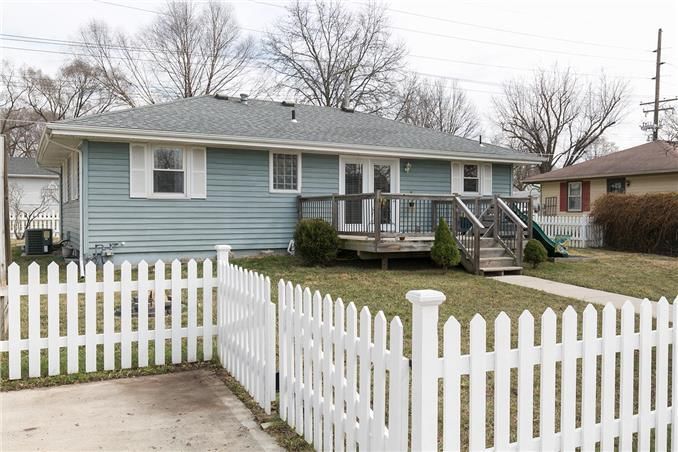 302 N Grove Street — photo 16