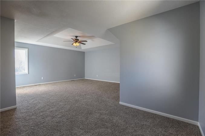 529 NW AMBERSHAM Drive — photo 14