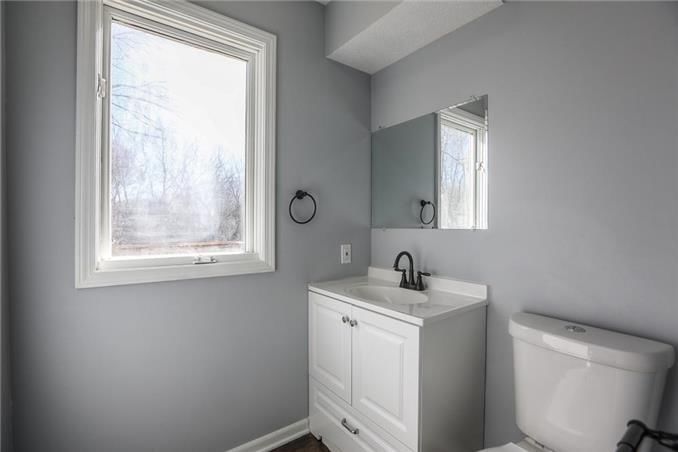 529 NW AMBERSHAM Drive — photo 9