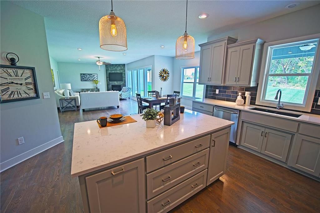 15868 W 163rd Terrace — photo 11