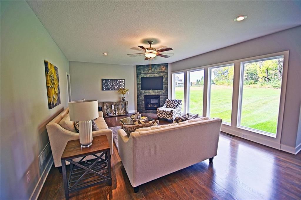 15868 W 163rd Terrace — photo 7