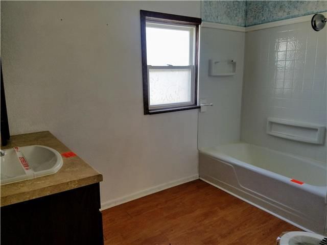 303 S WILLOW Street — photo 13