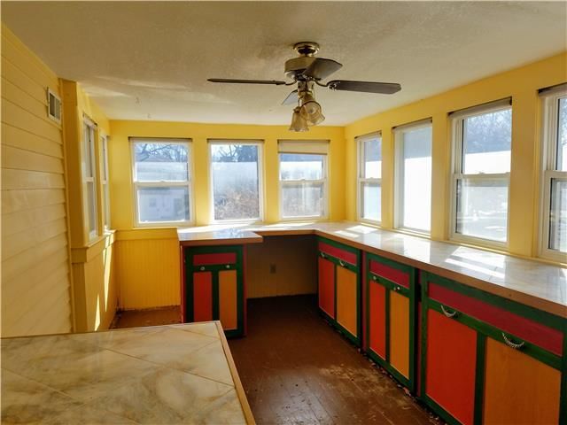 303 S WILLOW Street — photo 14
