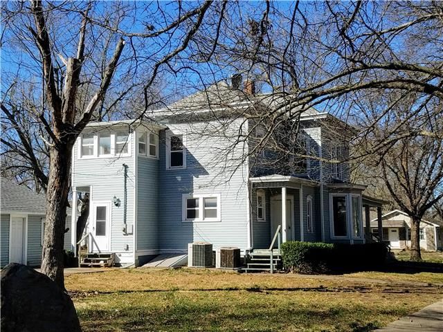 303 S WILLOW Street — photo 19