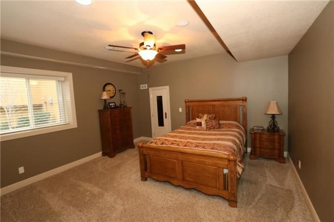 1406 CREEKMOOR Drive — photo 19