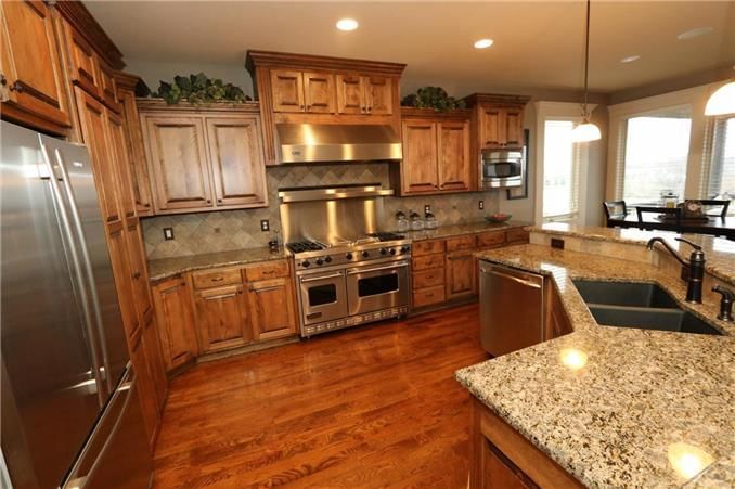 1406 CREEKMOOR Drive — photo 9