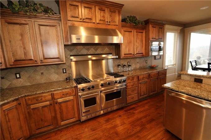 1406 CREEKMOOR Drive — photo 10