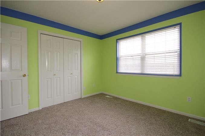 1933 Claywoods Parkway — photo 16