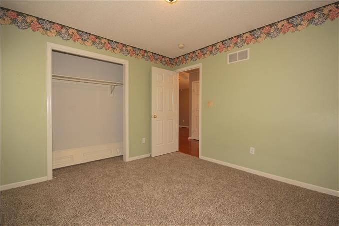 1933 Claywoods Parkway — photo 17