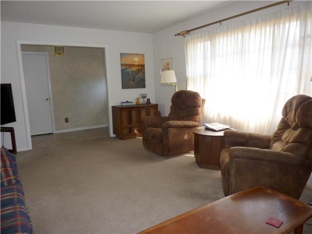 9306 E 81st Terrace — photo 3