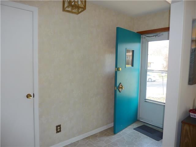 9306 E 81st Terrace — photo 6