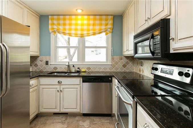 7636 Fairway Street — photo 8