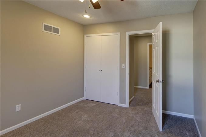 7801 N Stoddard Avenue — photo 14
