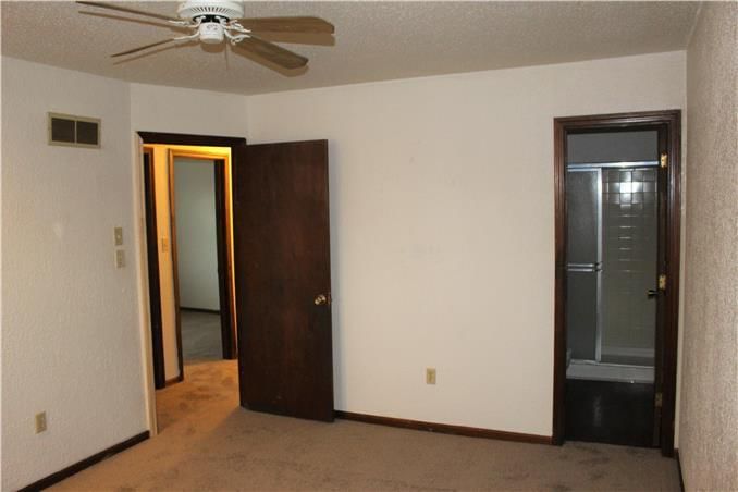 5640 Crest Drive — photo 9