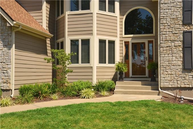 17589 Bond Avenue — photo 24