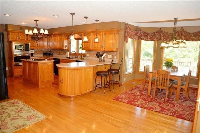 17589 Bond Avenue — photo 5