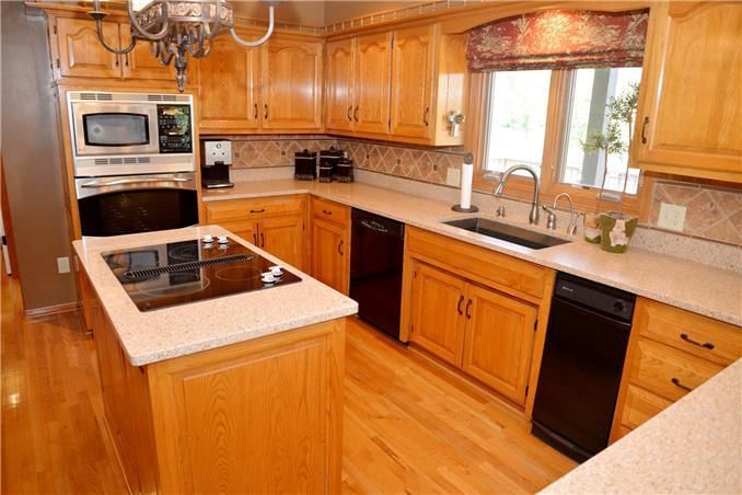 17589 Bond Avenue — photo 7