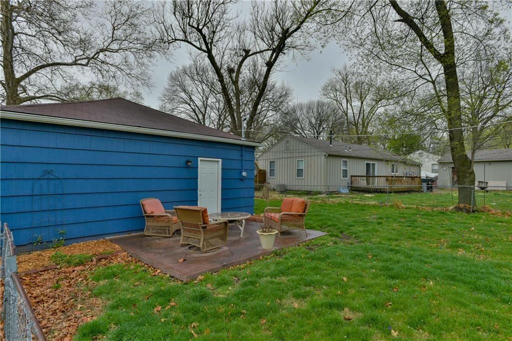 8814 Craig Drive — photo 15