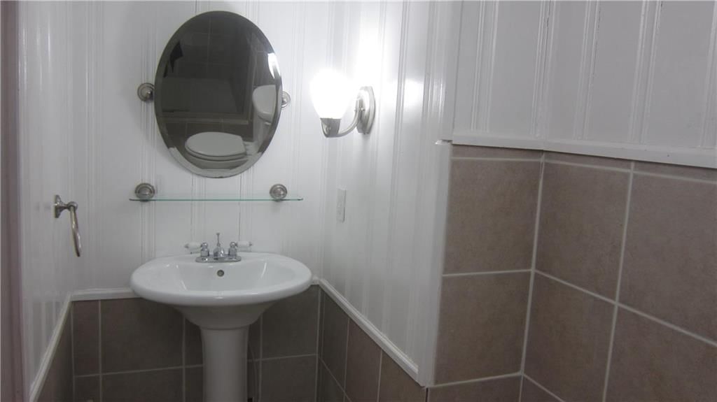 5618 N Colrain Avenue — photo 15
