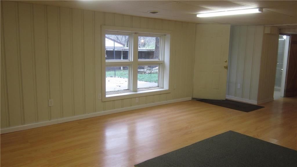 5618 N Colrain Avenue — photo 18