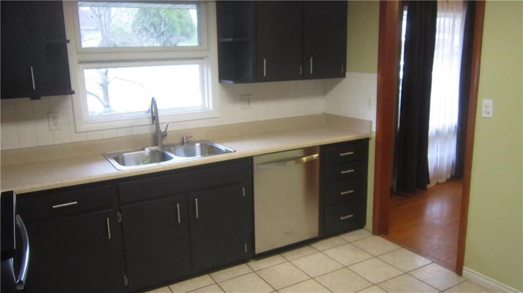 5618 N Colrain Avenue — photo 7