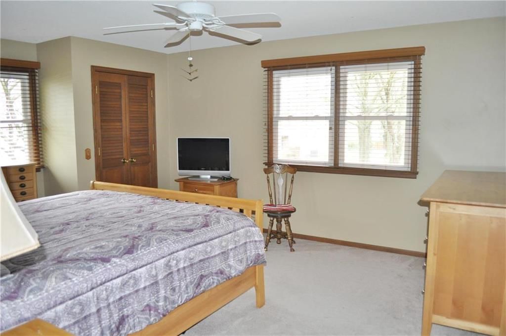 4805 Stonecrest Terrace — photo 9