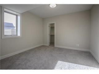 9612 N Smalley Avenue — photo 13