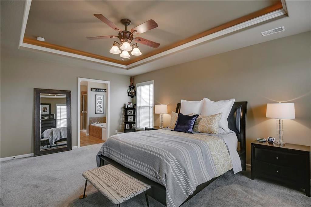 910 Crestridge Drive — photo 17
