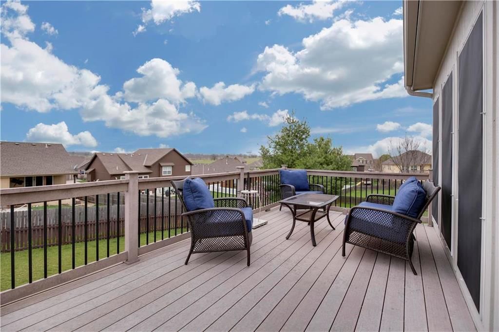 910 Crestridge Drive — photo 23