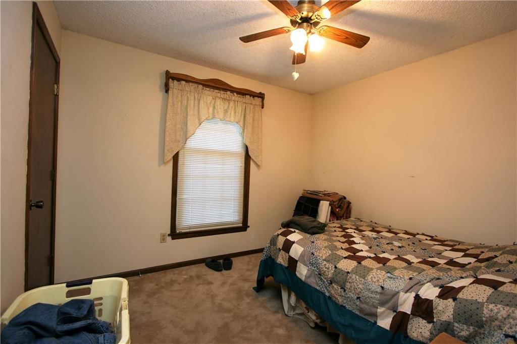 403 SE Colony Drive — photo 15