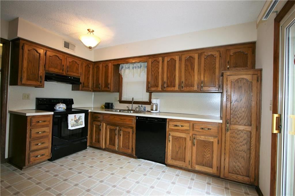 403 SE Colony Drive — photo 7