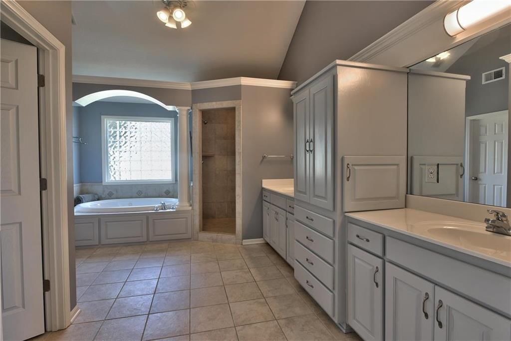 15915 W 162ND Street — photo 17