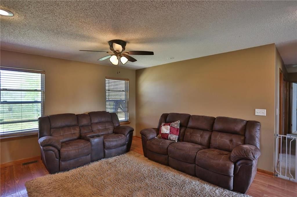 524 S Truman Road — photo 16