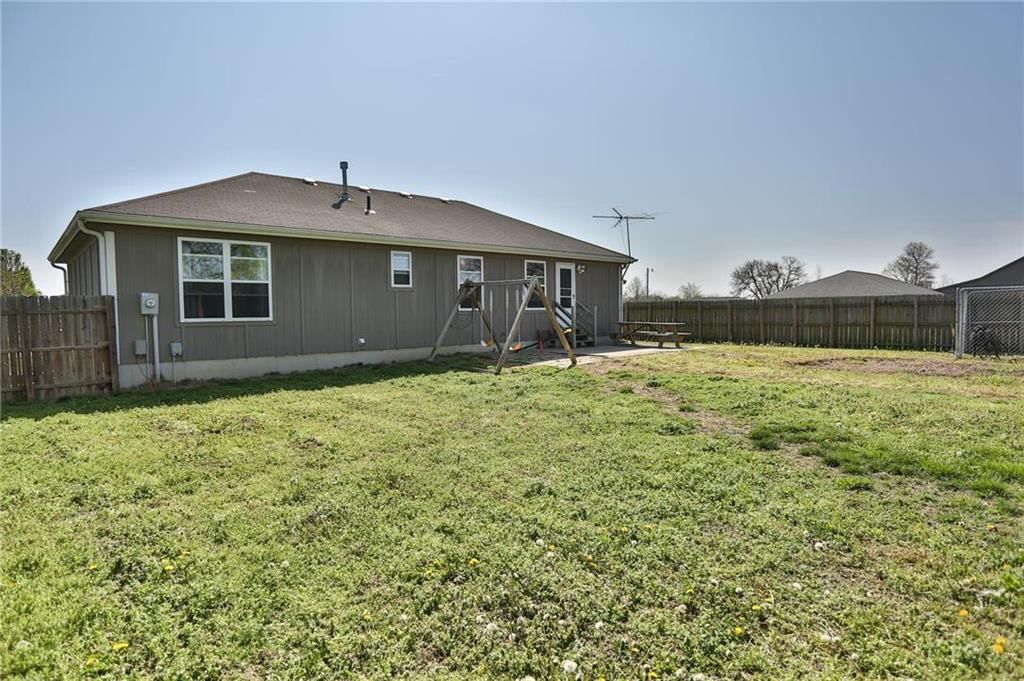 524 S Truman Road — photo 24