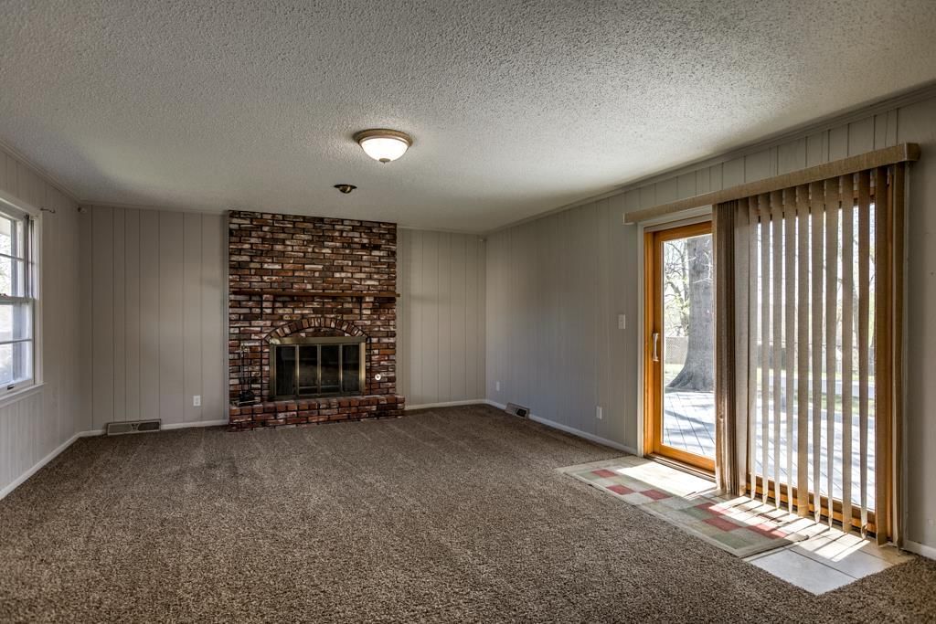 7927 N BROADWAY Avenue — photo 10
