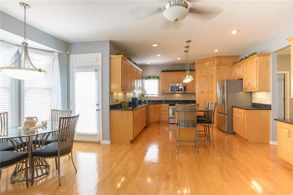 28099 Overbrook Road — photo 3
