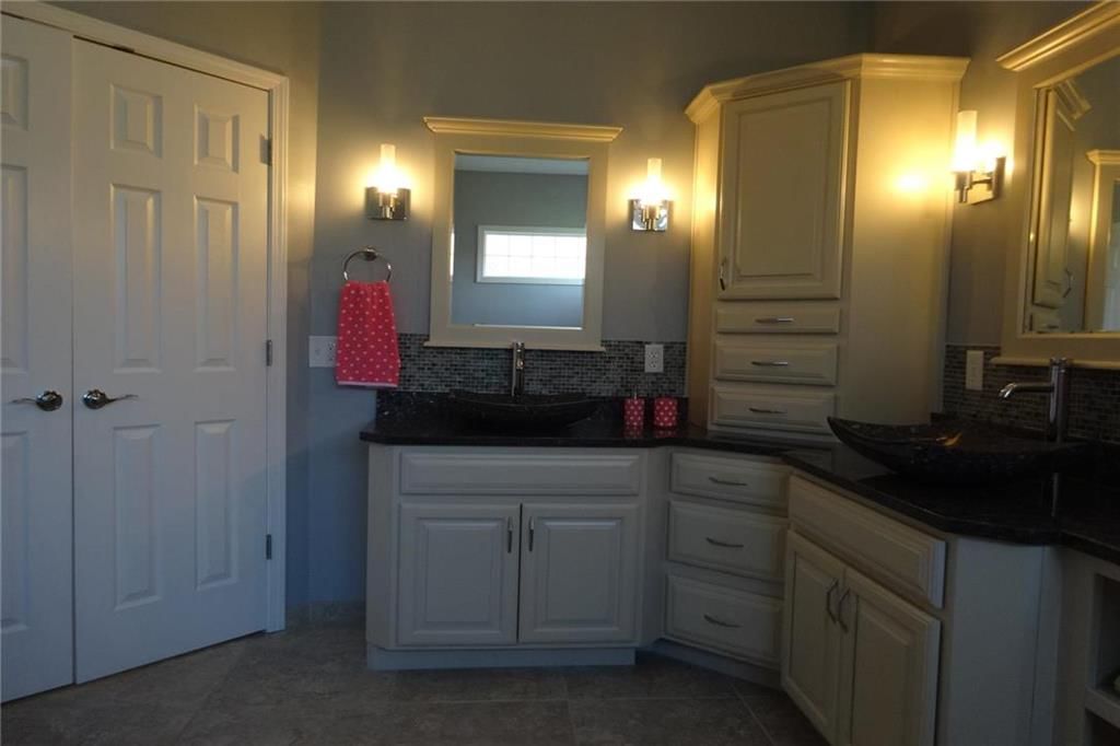 28099 Overbrook Road — photo 23