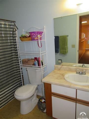 1610 E 21st Terrace — photo 10