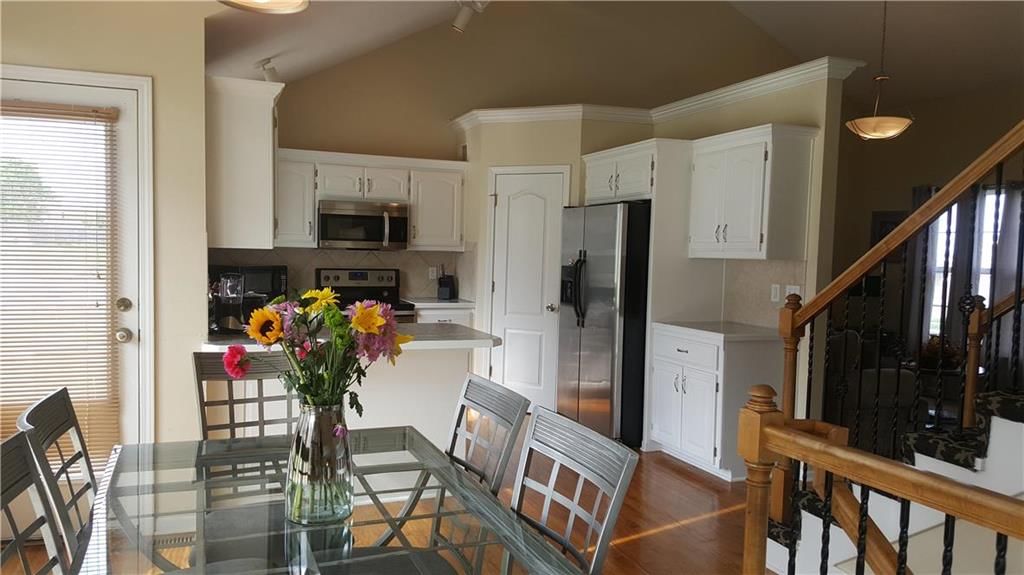 612 Johnston Parkway — photo 7