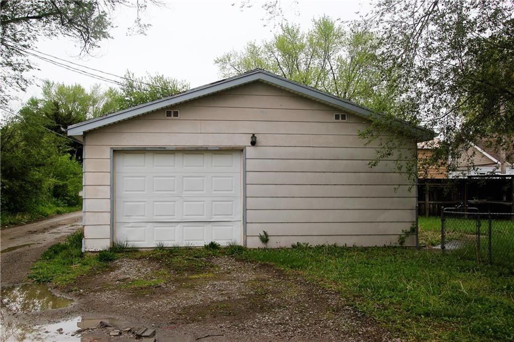 6812 Carnegie Street — photo 4